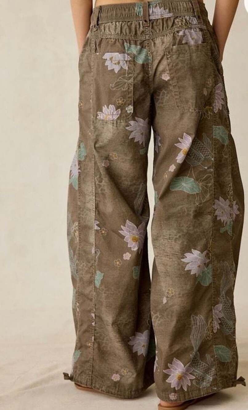 BDG Jaya Printed Baggy Pants Size MEDIUM NWT - Picture 4 of 5